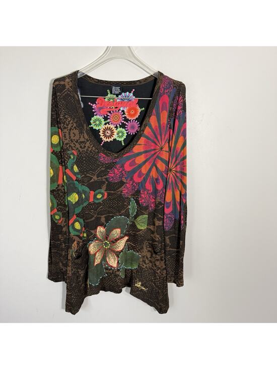 Desigual Tops - Desigual Top V-neck Floral Embroidered Hippie Boho Gypsy S Asymmetrical Hem